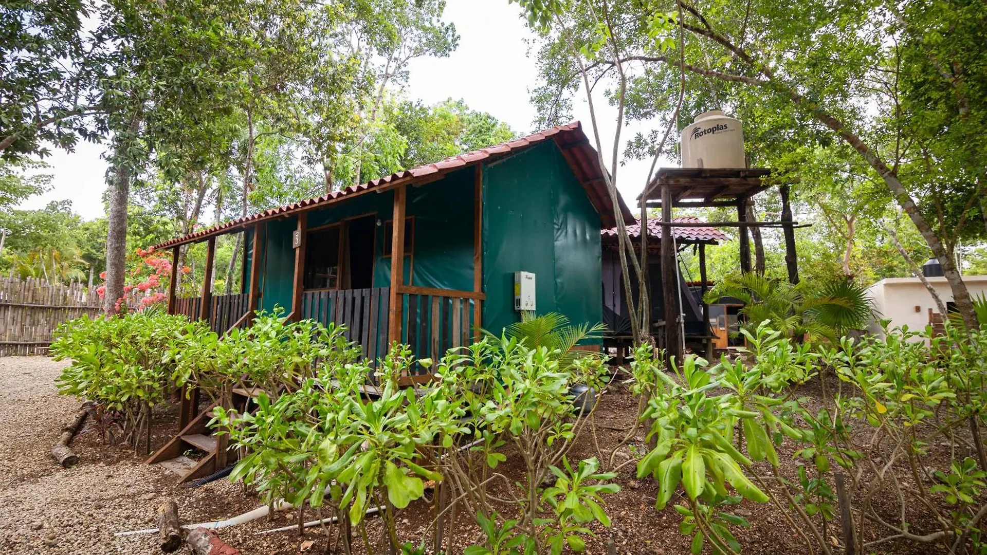 Hotel Glamping Solferino-Holbox Coast  Solferino