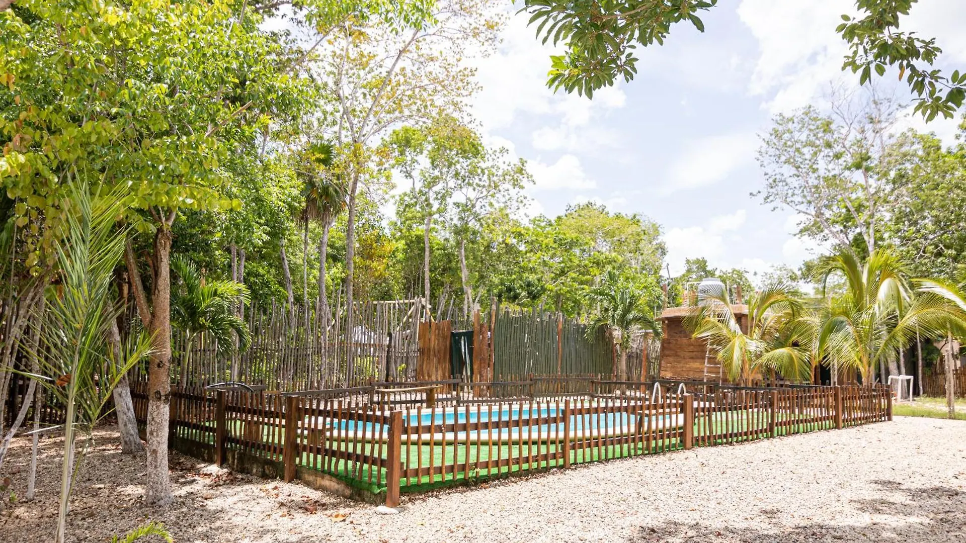 Hotel Glamping Solferino-Holbox Coast 3*, Solferino Mexiko