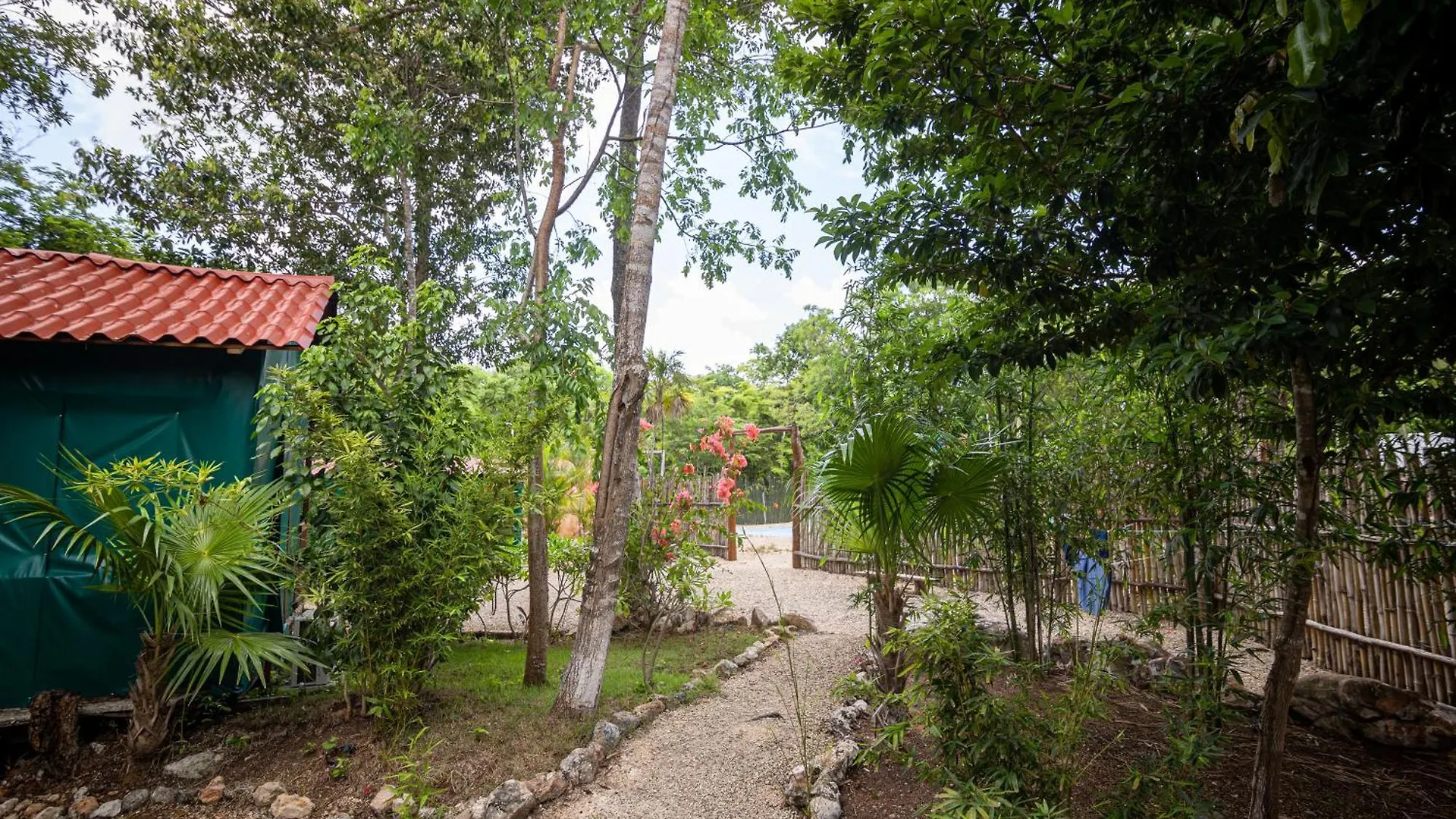 Glamping Solferino-Holbox Coast Hotel